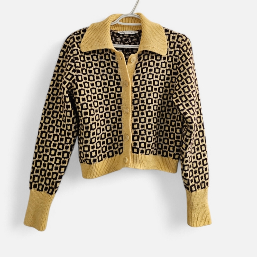 Geometric Patterned Sweater in Brown and Yellow